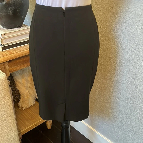 TALBOTS PONTE A-LINE BLACK SKIRT - Picture 3 of 7